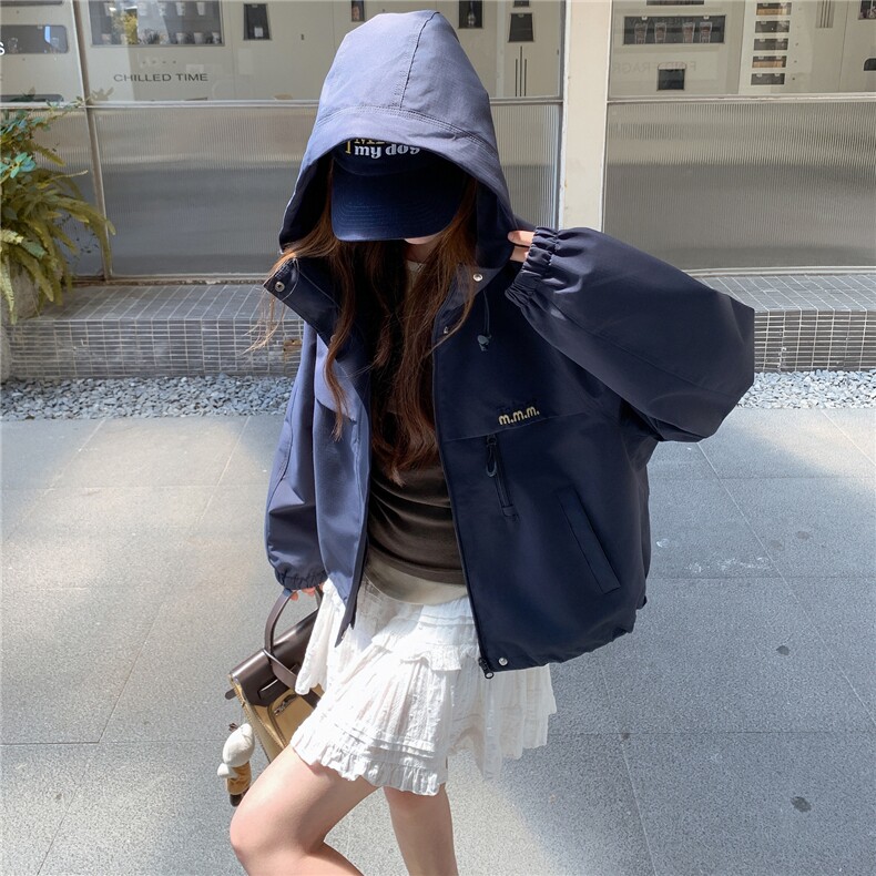 新款秋季休闲时尚带帽外套2C098-9037P165K238,女装短外套,2C098