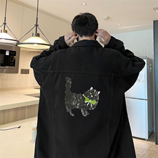 黑色