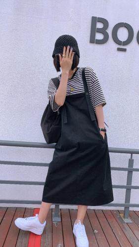 大版针织T、连衣裙，女装连衣裙，唛典