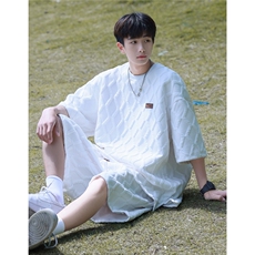 白色