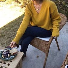 秋冬新款V领修身显瘦百搭长袖休闲气质毛衣打底针织衫女，女装针织衫/毛衣，半城羊绒
