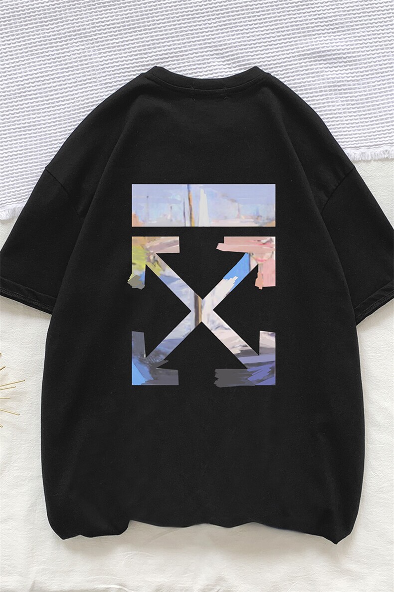 黑色