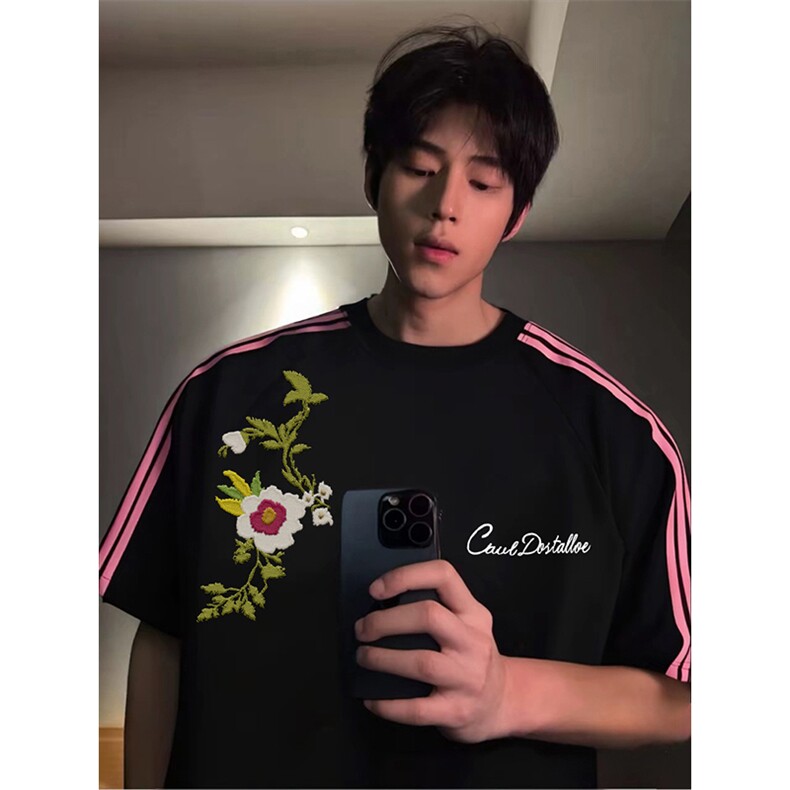 抖音得物品质二开240克宽松纯棉美式潮牌印花三条杠中性风短袖T恤,男装T恤,电商A486