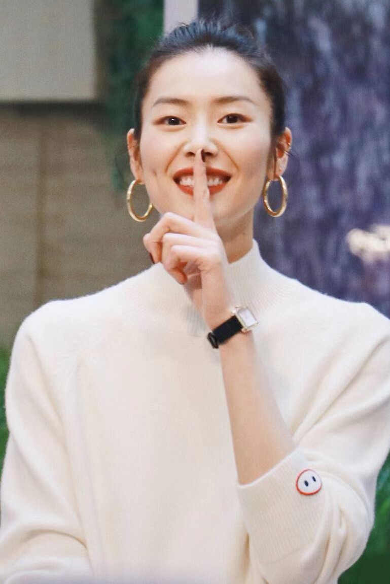 反季清仓大表姐刘雯同款羊毛衫女款毛衣宽松慵懒风半高领猪鼻羊绒,针织衫/毛衣,美莎羊绒