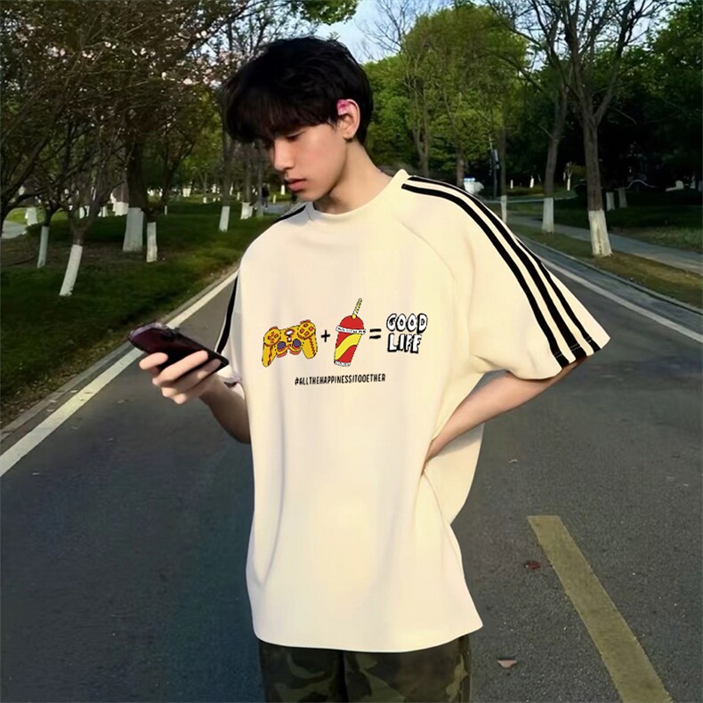 抖音得物品质二开240克宽松纯棉美式潮牌印花三条杠中性风短袖T恤,男装T恤,电商A486