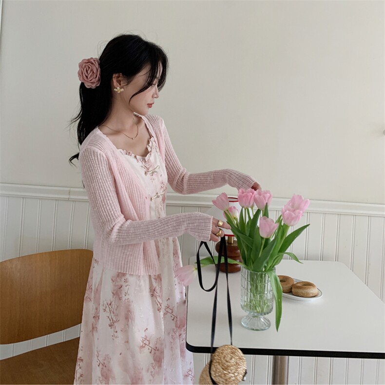 现货新款夏装2024年新中式网红风针织开衫碎花连衣裙套装,女装套装/套裙,乔米娜
