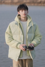 新款假两件棉服男加厚羽绒棉衣情侣款连帽拼色连帽外套M092-P75，男装棉衣，星座1403A
