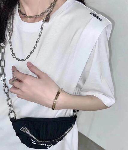 欧韩字母T，女装，昕叶良品