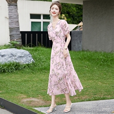 夏天长裙显瘦显高气质连衣裙女神范2023年新款雪纺碎花裙子轻熟风，女装连衣裙，牡丹诺