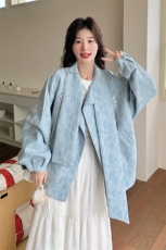 蓝色提花休闲外套女2025年春季新款独特设计感超好看宽松夹克上衣，女装短外套，2C031