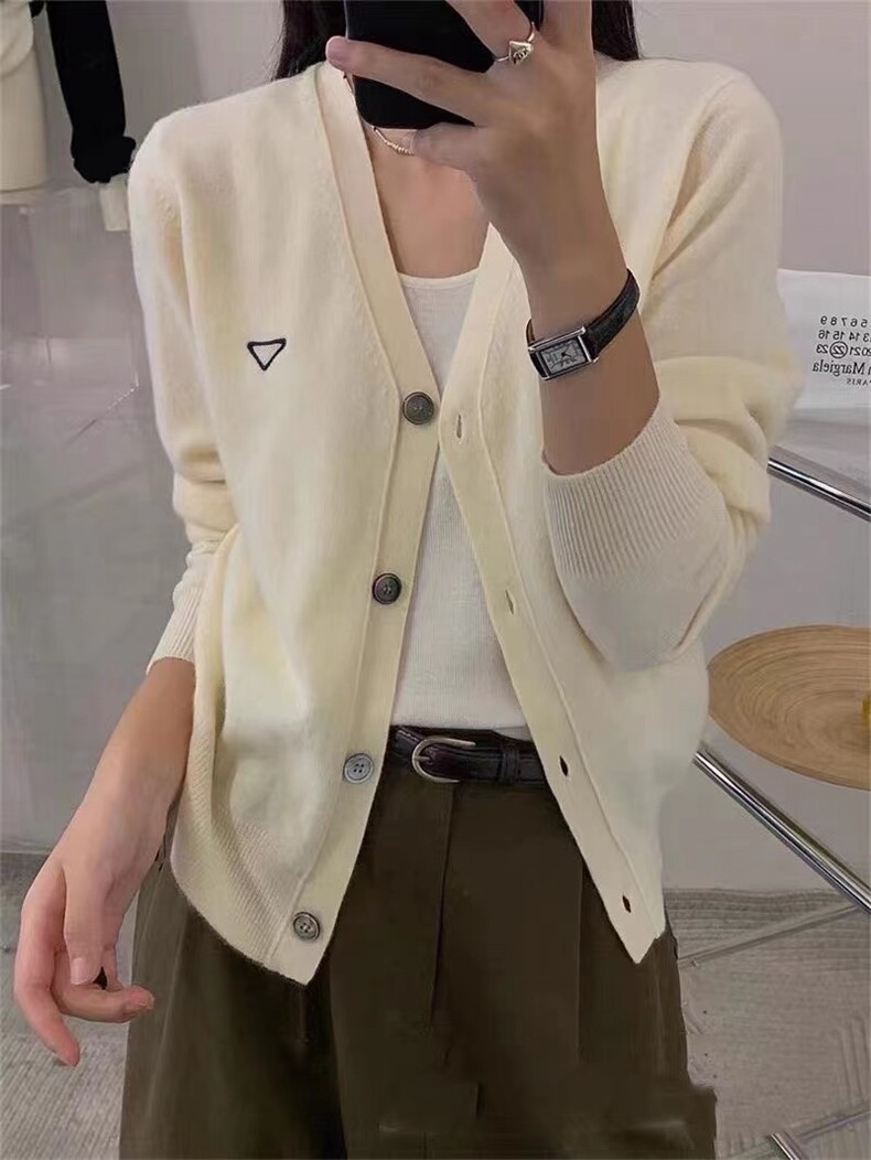 气质简约薄款刺绣针织开衫女春秋宽松V领毛衣外套短款,针织衫/毛衣,半城羊绒