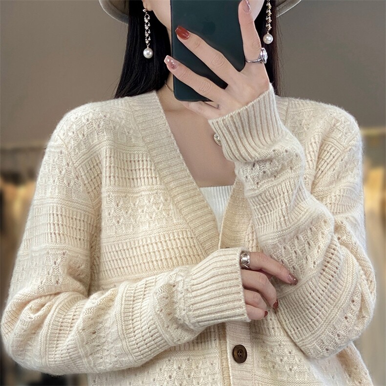 2025年秋季新款百搭女士提花V领开衫图片