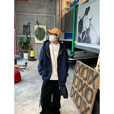 藏蓝色