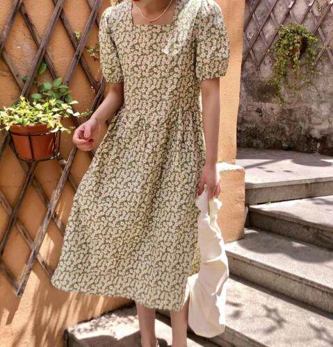 夏季韩版碎花连衣裙，女装连衣裙，忻美