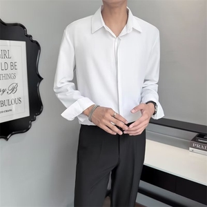 高级感白衬衫男长袖春季冰感轻熟风衬衣韩版潮流帅气上衣服男Y38图片