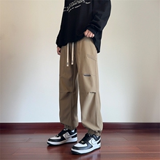 卡其色