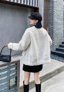 现货皮毛一体图片