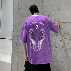 紫红色