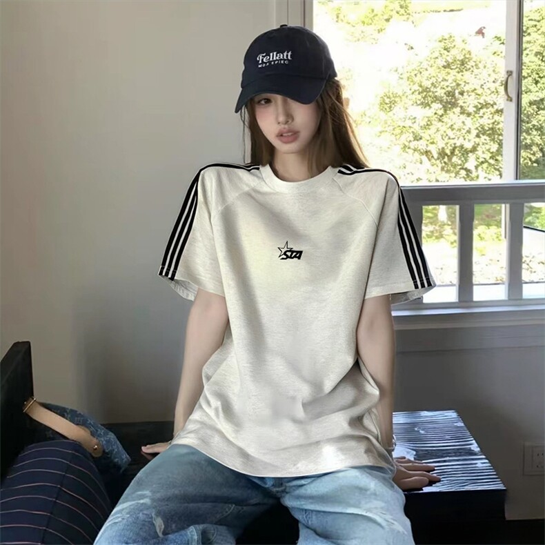 抖音得物品质二开240克宽松纯棉美式潮牌印花三条杠中性风短袖T恤，男装T恤，电商A486