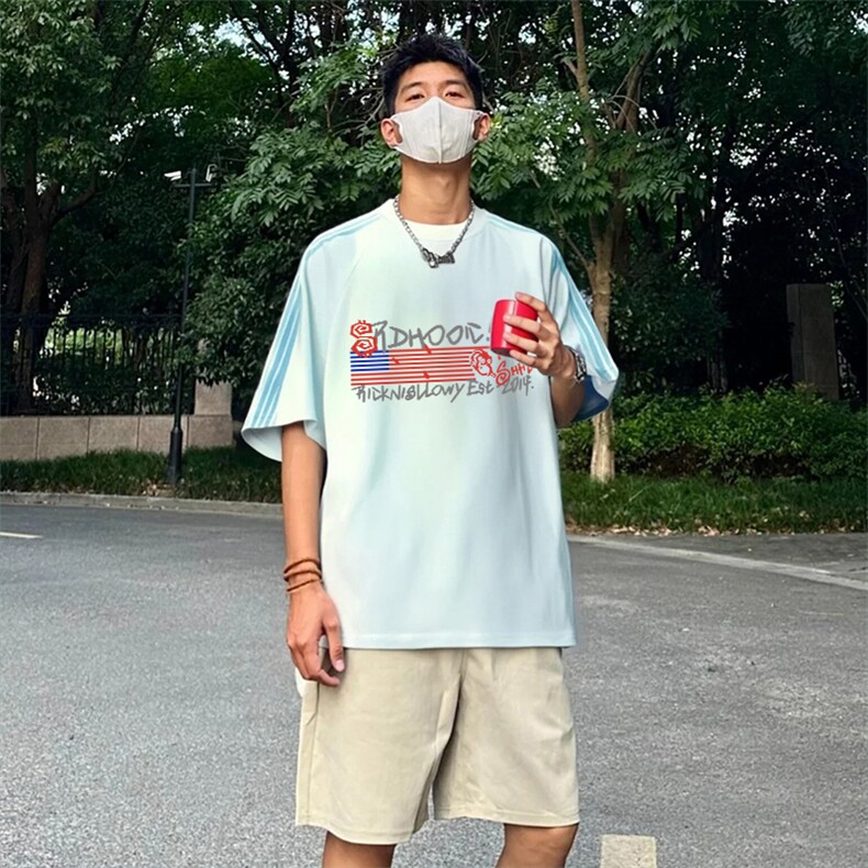 抖音得物品质二开240克宽松纯棉美式潮牌印花三条杠中性风短袖T恤,男装T恤,电商A486-1
