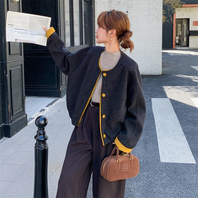 撞色拼接圆领毛呢外套女2025秋冬新款盐甜系宽松百搭小个子呢大衣,女装短外套,2C095