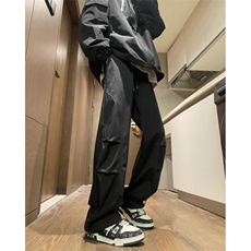 抖音品质春季新款潮流百搭褶皱宽松冲锋裤B315-K24031-p50控68，男装休闲裤，电商B315