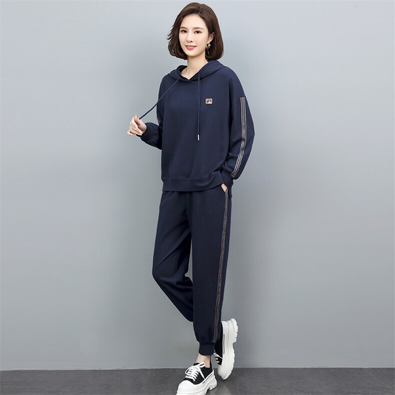 年轻妈妈休闲运动套装女2025春秋新款中年大码洋气减龄卫衣两件套,女装套装/套裙,忆绮罗