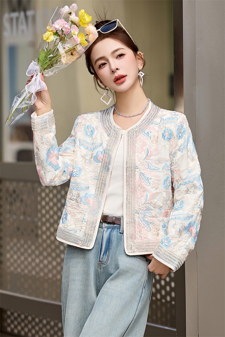 2026年开春季新款重工高级感蓝色刺绣提花新中式短款小外套女,女装短外套,艾仟回(原伊仟回)