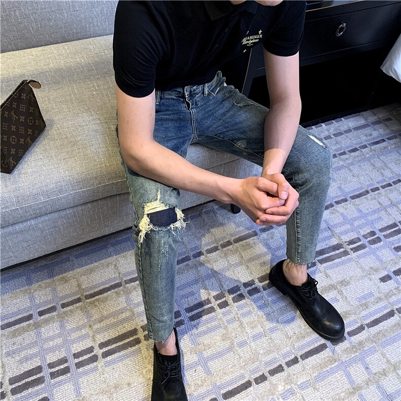 B230档复古做旧破洞修身小脚切边牛仔裤男士切边九分裤图片