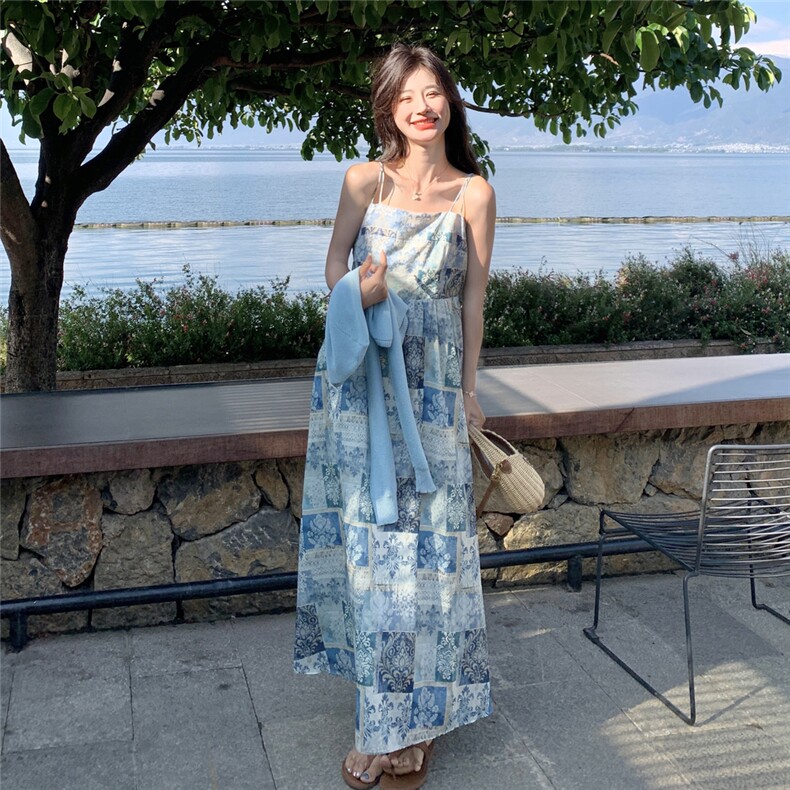 碎花吊带连衣裙冰丝针织防晒开衫两件套法式浪漫优雅度假风套装裙,女装连衣裙,2C166