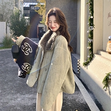 新款【大货】豆绿色皮毛一体外套2C110-H9815-P225-K328，女装短外套，2C110