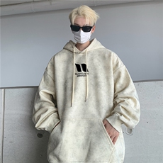 米白色