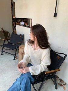 短款长袖镂空蝴蝶针织衫上衣女装早秋新款高级感罩衫图片