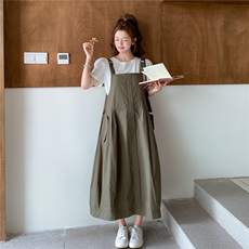 绿色背带裙套装女2025夏季新款小个子宽松背带连衣裙高级感套装裙，女装连衣裙，2C273