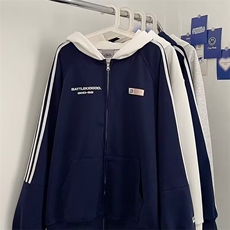 藏蓝色