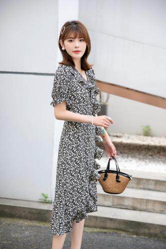 （现货）连衣裙，女装连衣裙，伊娜蕾尔