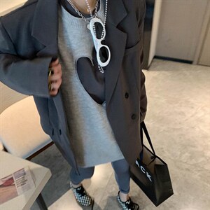 镂空爱心针织图片