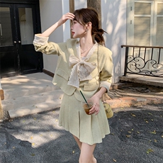 法式小香风时尚套装裙女秋2025新款高级感蝴蝶结上衣百褶裙两件套，女装套装/套裙，秋水欣儿