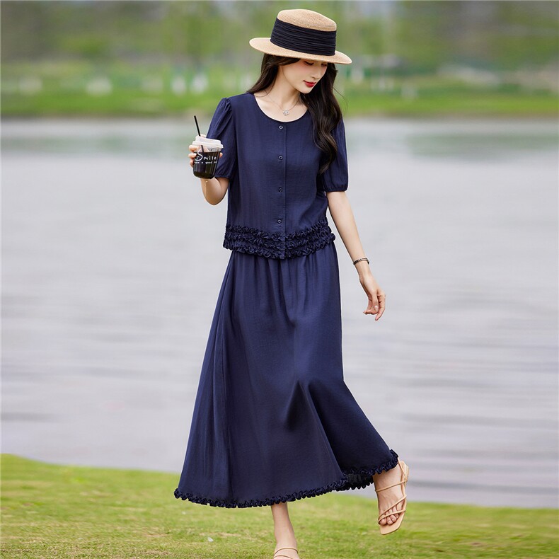 现货2026年夏季休闲风修身剪裁宽松型女通用型两件套轻薄透气，女装套装/套裙，靓衣阁