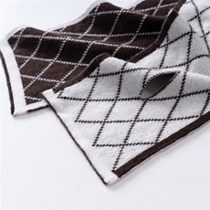 2025年秋季新款菱形格针织小围巾时尚休闲通勤百搭，围巾，亿嘉羊绒