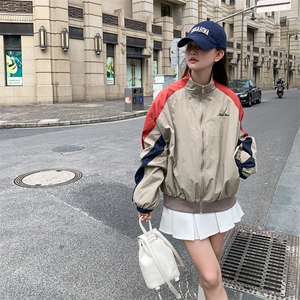 24现货秋装多巴胺宽松立领短外套2C050-1137-P130-K188图片