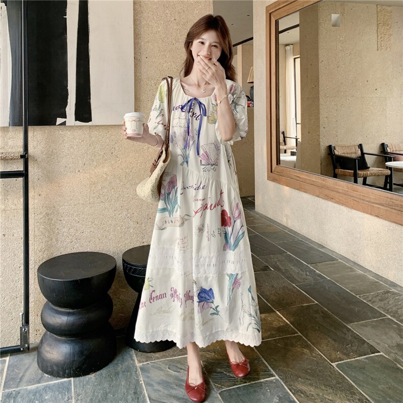 印花连衣裙女夏季2026新款韩系松弛感小众俏皮减龄涂鸦花卉中长裙,女装连衣裙,艾米莉亚