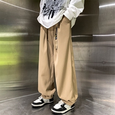 卡其色