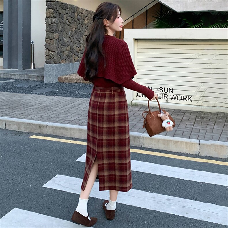设计感洋气套装裙女2025秋冬新款针织斗篷打底衫格纹半身裙三件套,女装套装/套裙,超帛