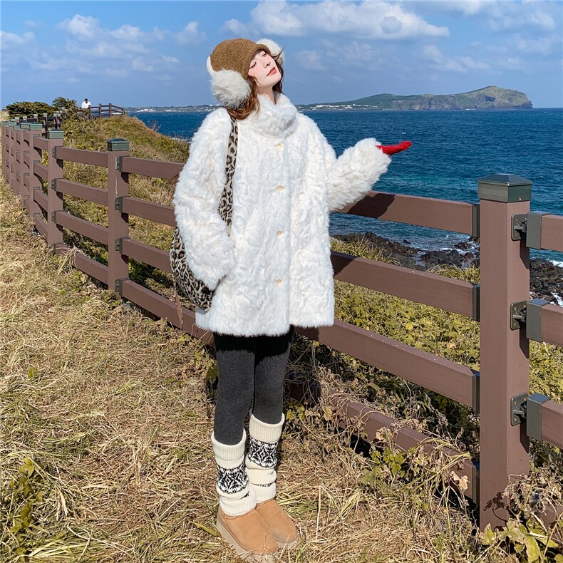 白色短款毛绒绒外套女2025冬季新款仿皮草泰迪大衣宽松保暖上衣,女装皮草,2C218