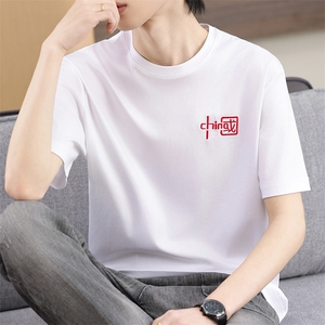 刺绣字样男士个性休闲短袖图片