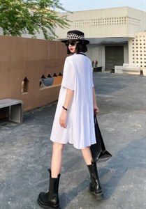 夏新款，真二件套西装领压皱连衣裙图片