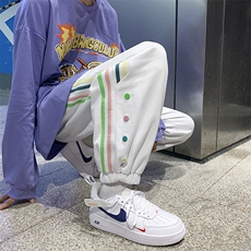 灰色