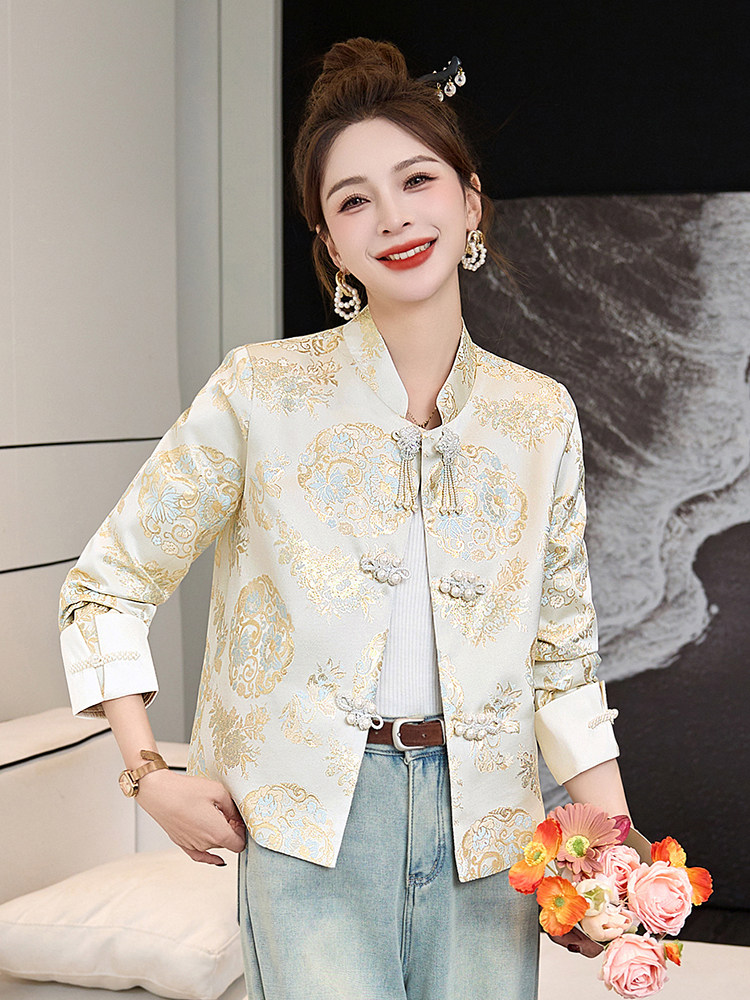 新中式外套女国风2025春秋新款小个子洋气刺绣复古盘扣唐装短上衣,女装短外套,伊仟回