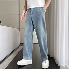 蓝色